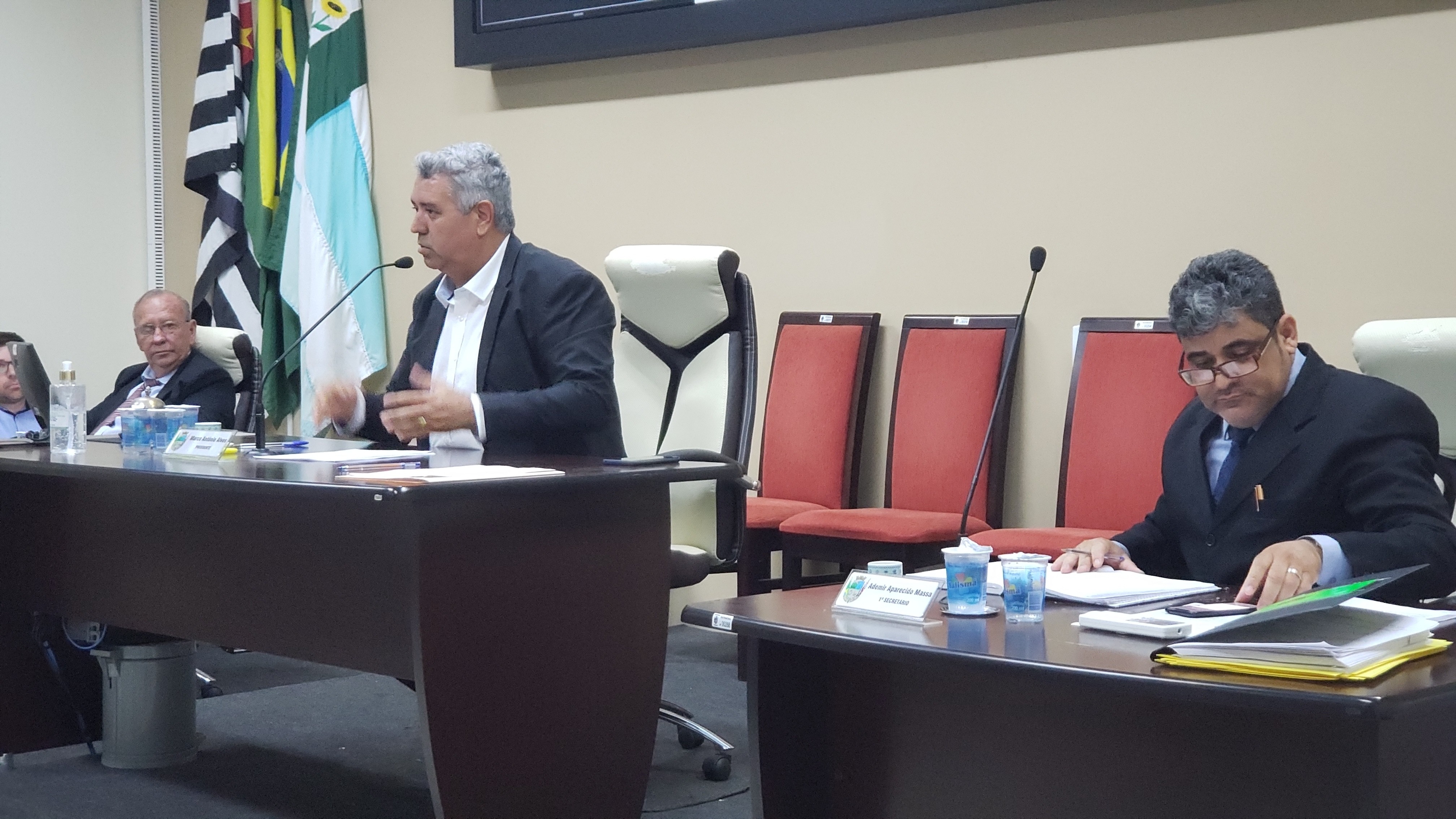 Os vetos foram acatados pela maioria